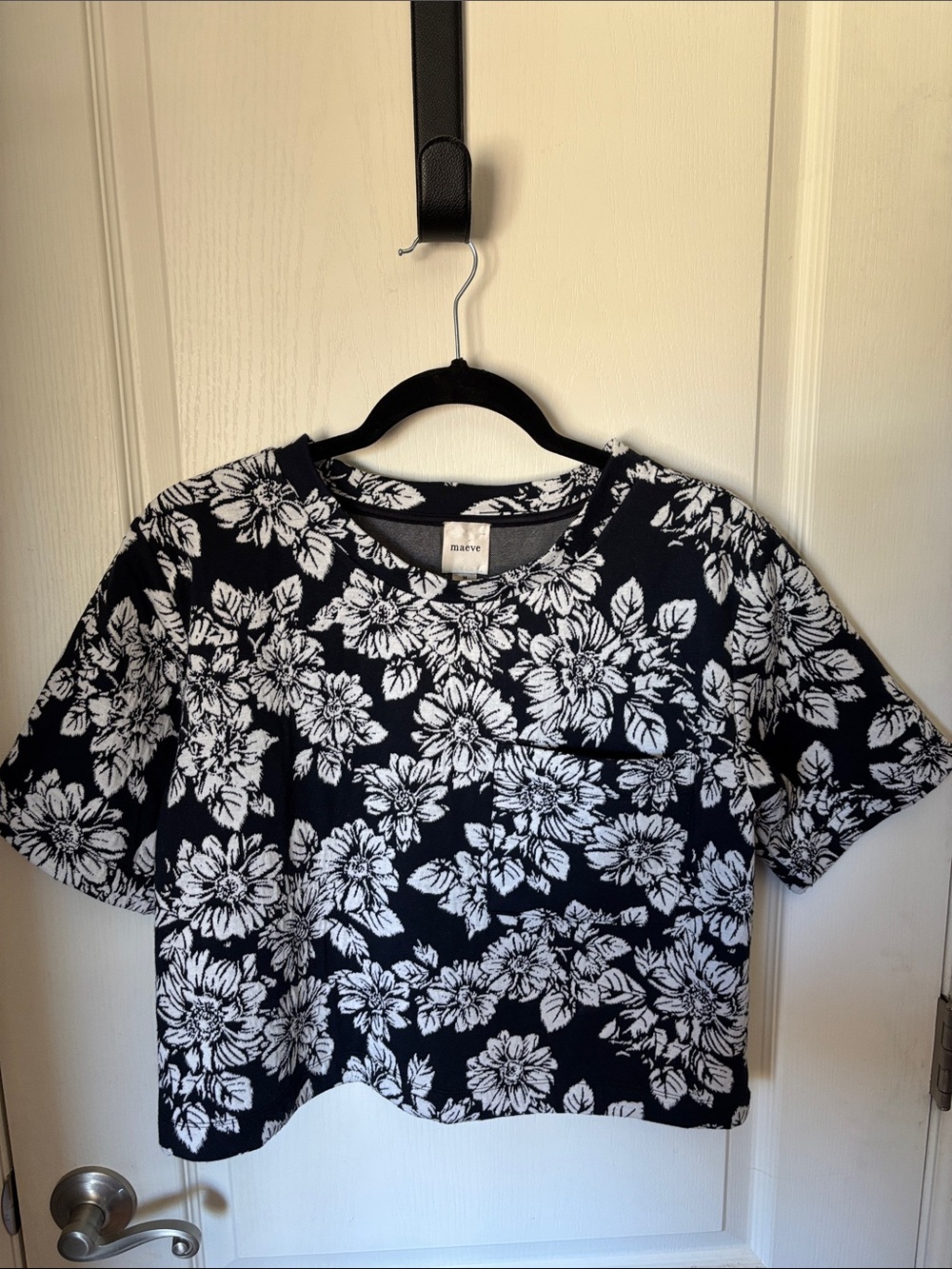 Maeve Anthropologie Black White Floral Top Medium